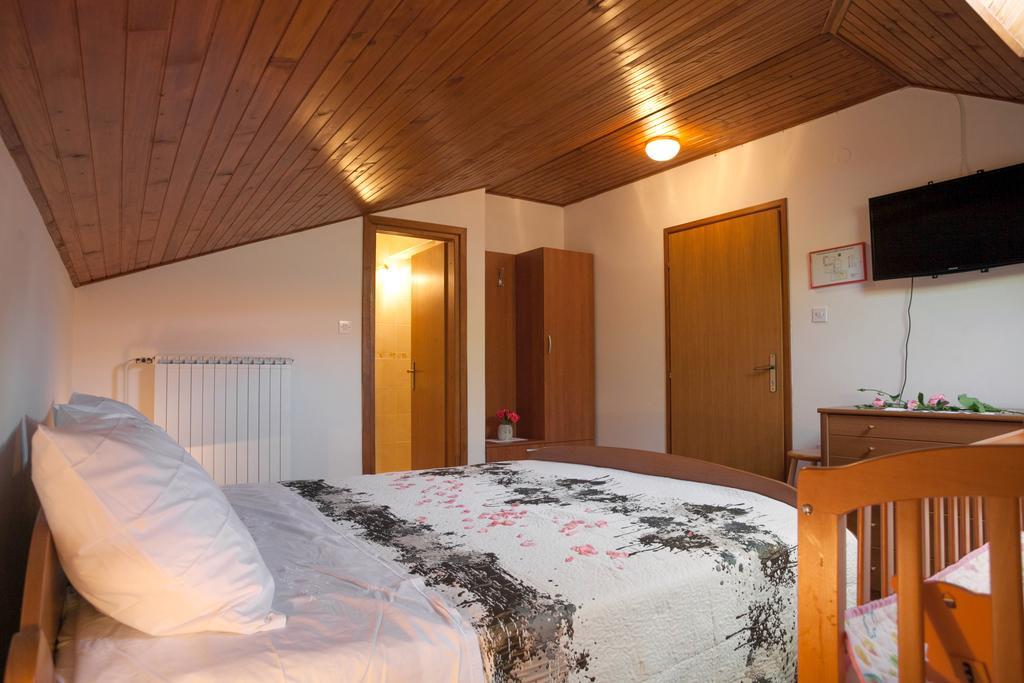 Janezinovi House Guest House Ratecevo Brdo Bagian luar foto